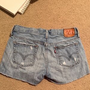 Women’s Levi's vintage 2009 Light Blue Jean Shorts size 25W